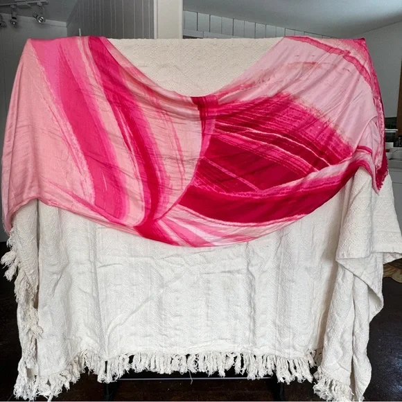 Calvin Klein Cover up scarf $40 NWT - Picture 4 of 6